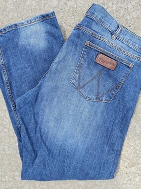 Wrangler Retro Slim Straight Blue Jeans 42x32 Cowboy WLT88CW